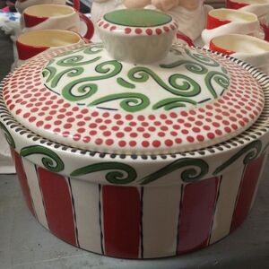M. Bagwell Simply Christmas 2 Qt Covered Casserole Dish